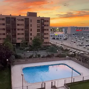  Apartment Deyanira Suite, Aeropuerto, Ifema